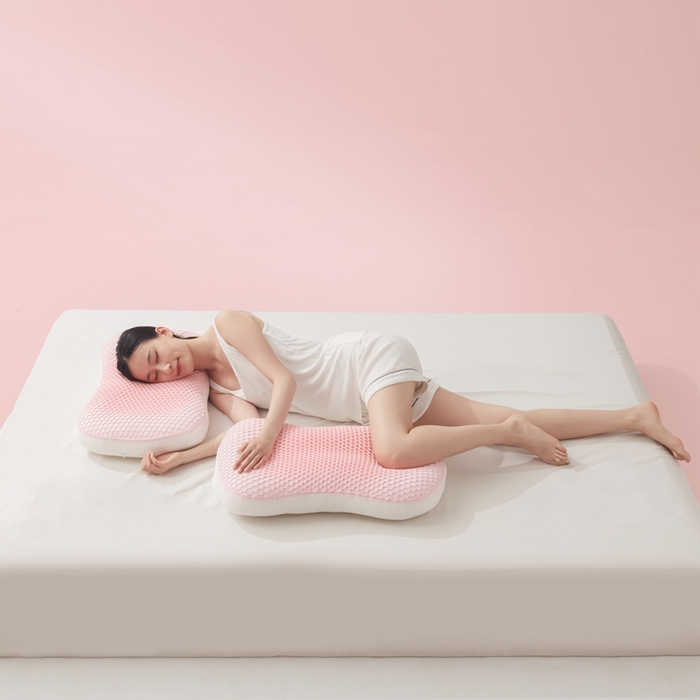 91家纺网 家纺一手货源 找家纺 爱来伊家纺 2023新款凉感枕TPE果胶羽丝枕夏季枕芯猫肚皮释压枕头枕芯 轻奢粉