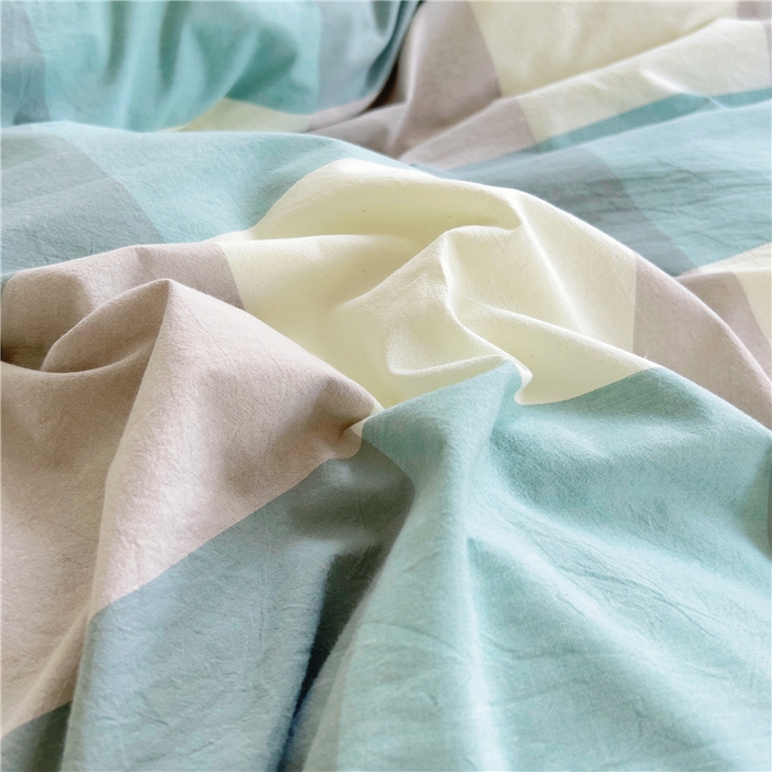 91家纺网 家纺一手货源 找家纺 十个点  2024新款色织水洗棉-韵格系列单品夹棉床裙 浅蓝大格