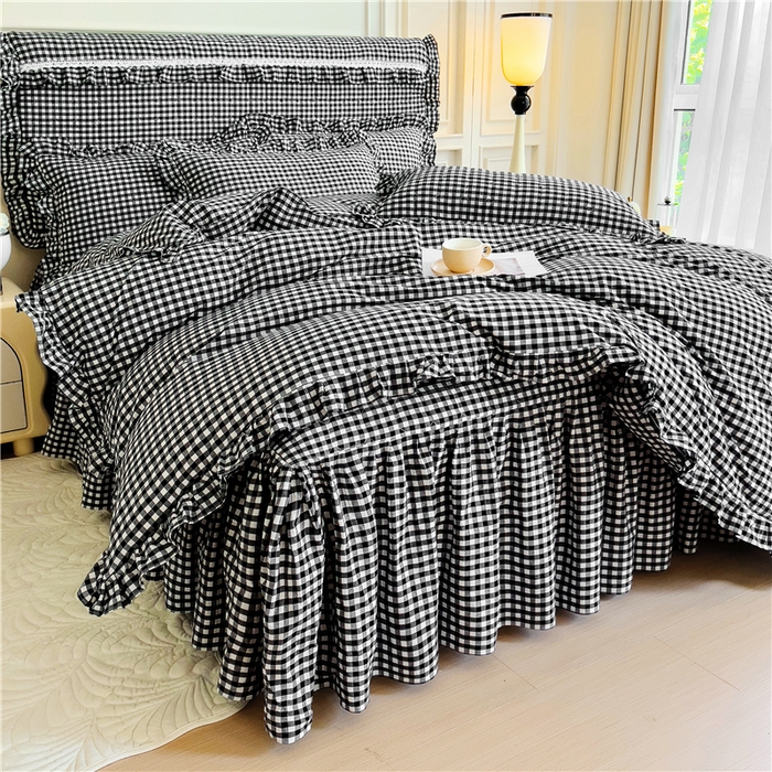 91家纺网 家纺一手货源 找家纺 十个点  2024新款色织水洗棉韵格系列床裙款四件套 黑白小格
