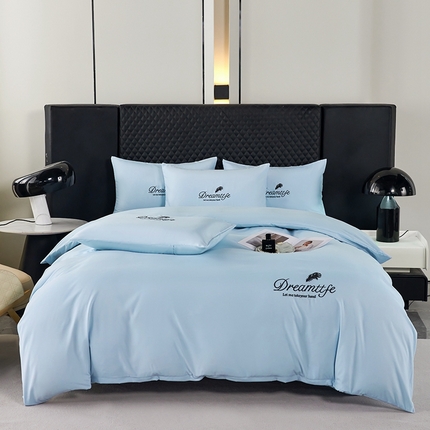 91家纺网 家纺一手货源 找家纺 伊梵居 2025新款梦羽系列刺绣水洗棉磨毛四件套 梦羽-天蓝色