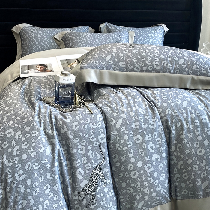 91家纺网 家纺一手货源 找家纺 优悦 2023新款轻奢磨毛印花系列四件套 轻奢豹纹-灰