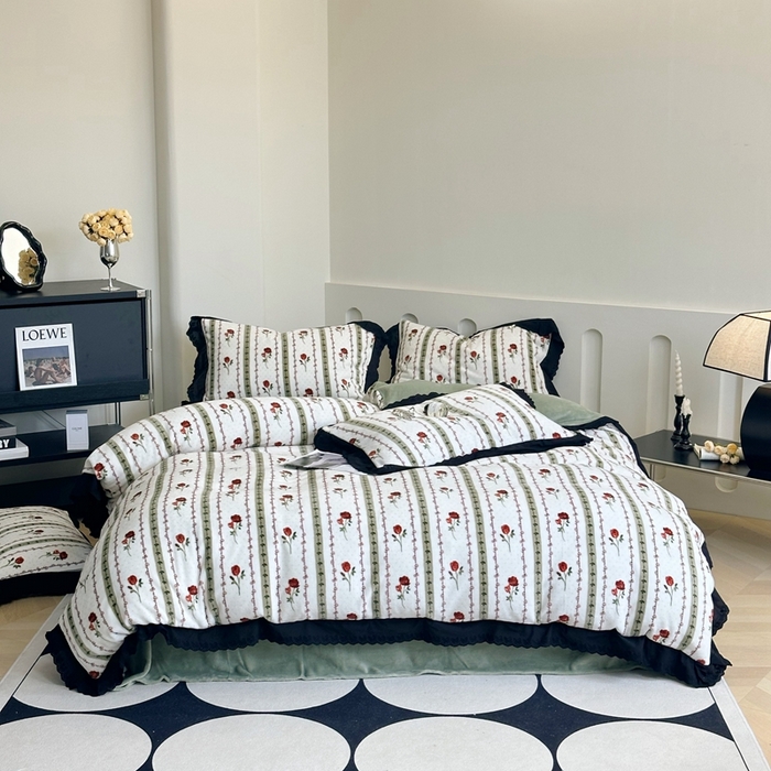 91家纺网 家纺一手货源 找家纺 安莱生活 2023新款法式浪漫轻奢复古风数码印花牛奶绒四件套 一轮玫瑰