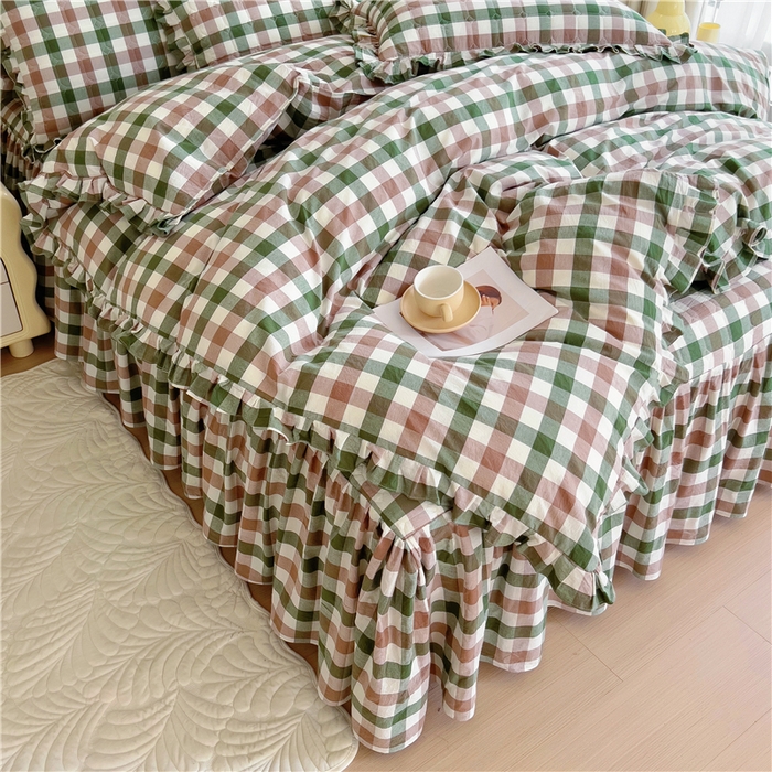 91家纺网 家纺一手货源 找家纺 十个点  2024新款色织水洗棉韵格系列床裙款四件套 七彩格绿