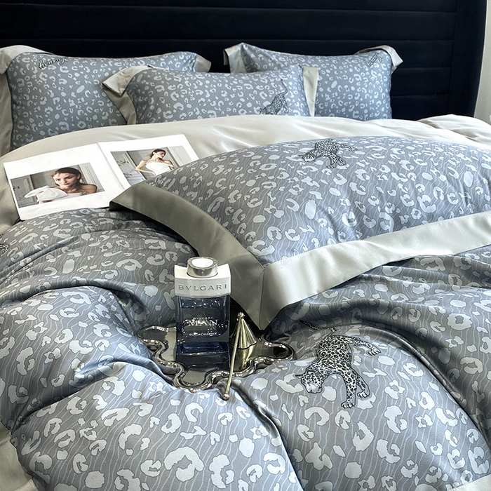 91家纺网 家纺一手货源 找家纺 优悦 2023新款轻奢磨毛印花系列四件套 轻奢豹纹-灰