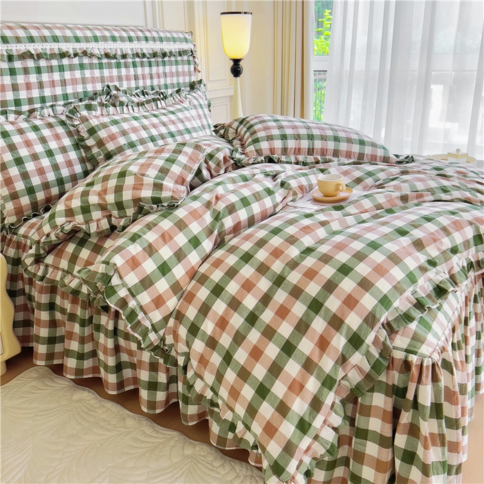 91家纺网 家纺一手货源 找家纺 十个点  2024新款色织水洗棉韵格系列床裙款四件套 七彩格绿