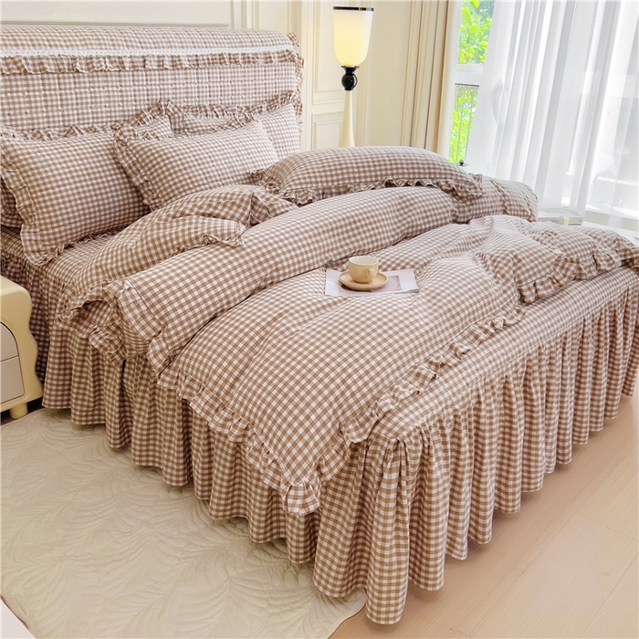 91家纺网 家纺一手货源 找家纺 十个点  2024新款色织水洗棉韵格系列床裙款四件套 米小格