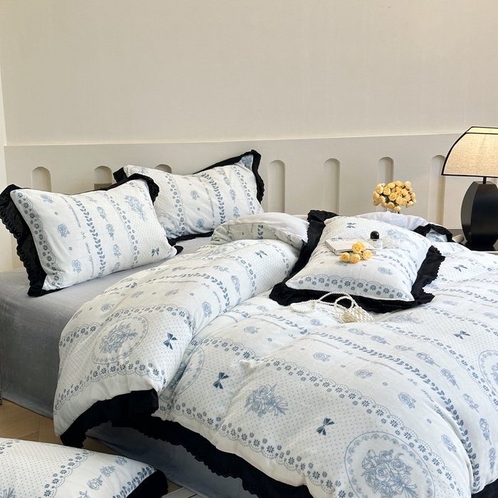 91家纺网 家纺一手货源 找家纺 安莱生活 2023新款法式浪漫轻奢复古风数码印花牛奶绒四件套 罗马假日