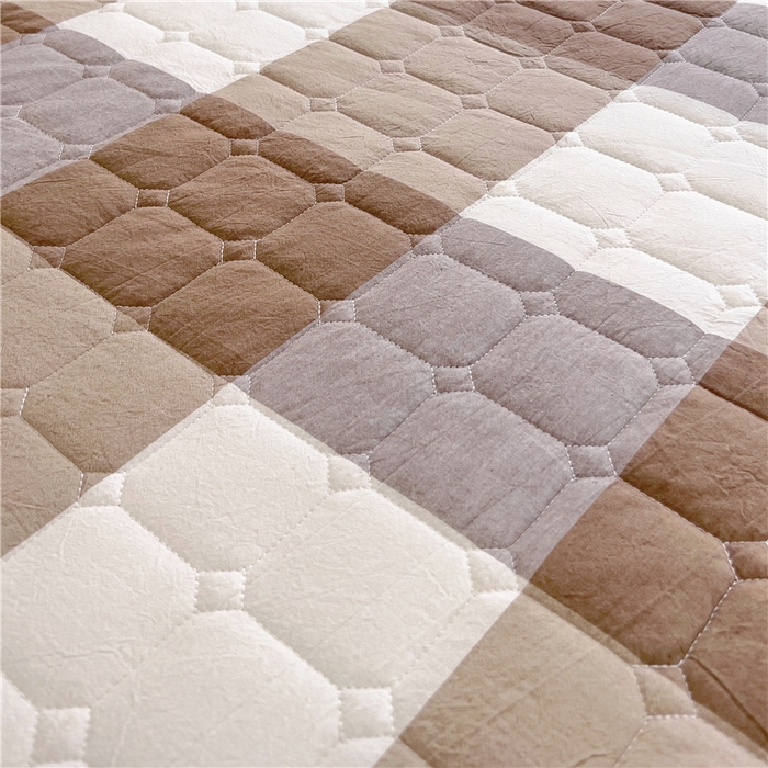 91家纺网 家纺一手货源 找家纺 十个点  2024新款色织水洗棉-韵格系列单品夹棉床裙 咖大格