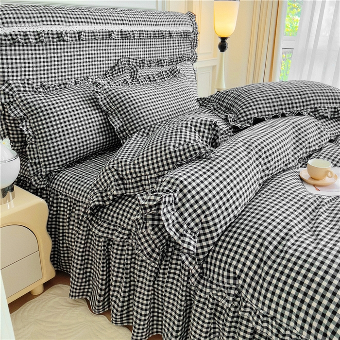 91家纺网 家纺一手货源 找家纺 十个点  2024新款色织水洗棉韵格系列床裙款四件套 黑白小格
