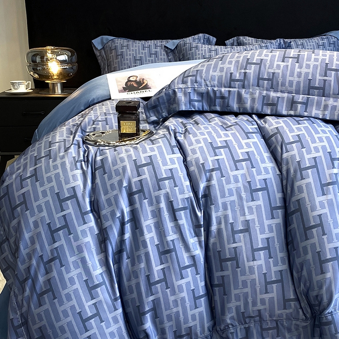 91家纺网 家纺一手货源 找家纺 优悦 2023新款轻奢磨毛印花系列四件套 时尚格调-蓝