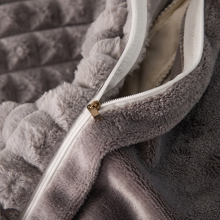 91家纺网 家纺一手货源 找家纺 爵仕家纺 2025新款高端皮草风格兔毛绒保暖四件套 云灰