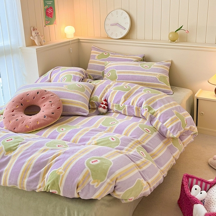 91家纺网 家纺一手货源 找家纺 （总）桃子家居 2023新款ins韩系简约卡通奶油小清新加厚牛奶绒系列四件套