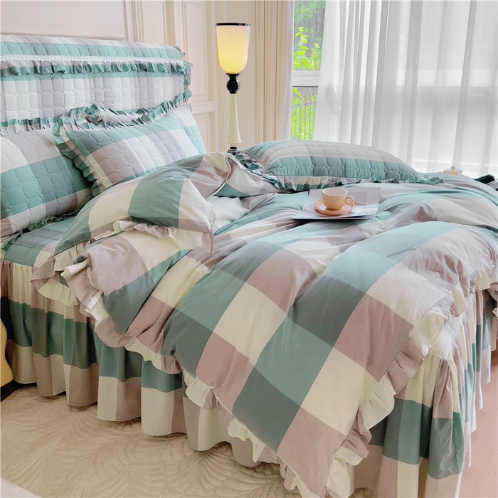 91家纺网 家纺一手货源 找家纺 十个点  2024新款色织水洗棉韵格系列床裙款四件套 浅蓝大格