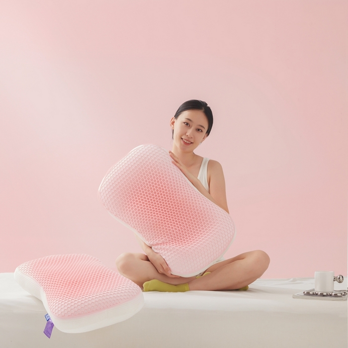 91家纺网 家纺一手货源 找家纺 爱来伊家纺 2023新款凉感枕TPE果胶羽丝枕夏季枕芯猫肚皮释压枕头枕芯 轻奢粉