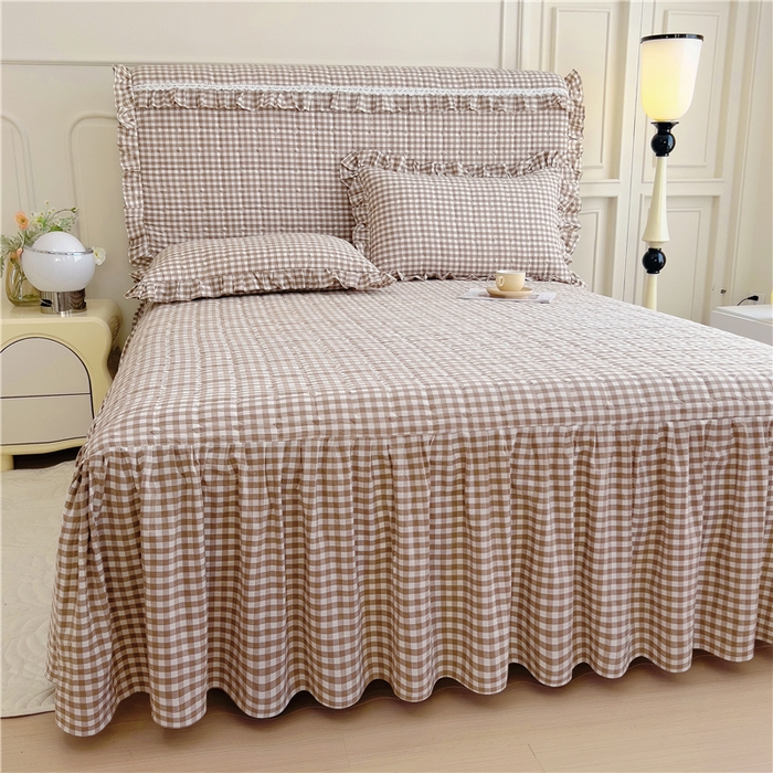 91家纺网 家纺一手货源 找家纺 十个点  2024新款色织水洗棉-韵格系列单品夹棉床裙 米小格