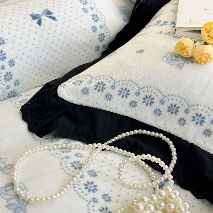 91家纺网 家纺一手货源 找家纺 安莱生活 2023新款法式浪漫轻奢复古风数码印花牛奶绒四件套 罗马假日