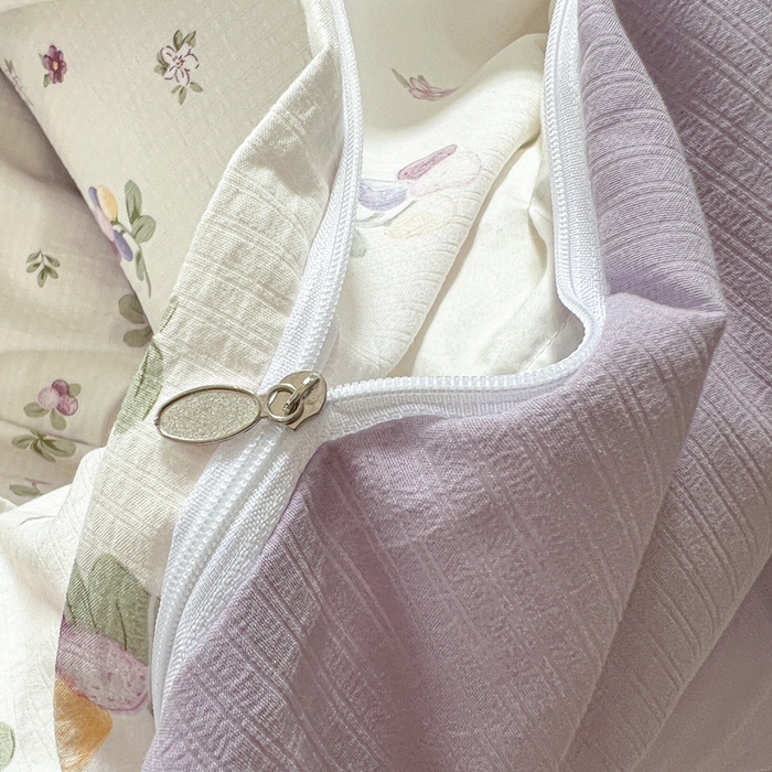 91家纺网 家纺一手货源 找家纺 上尚居 2023新款提花小竺棉碎花四件套 紫葡萄（米色）