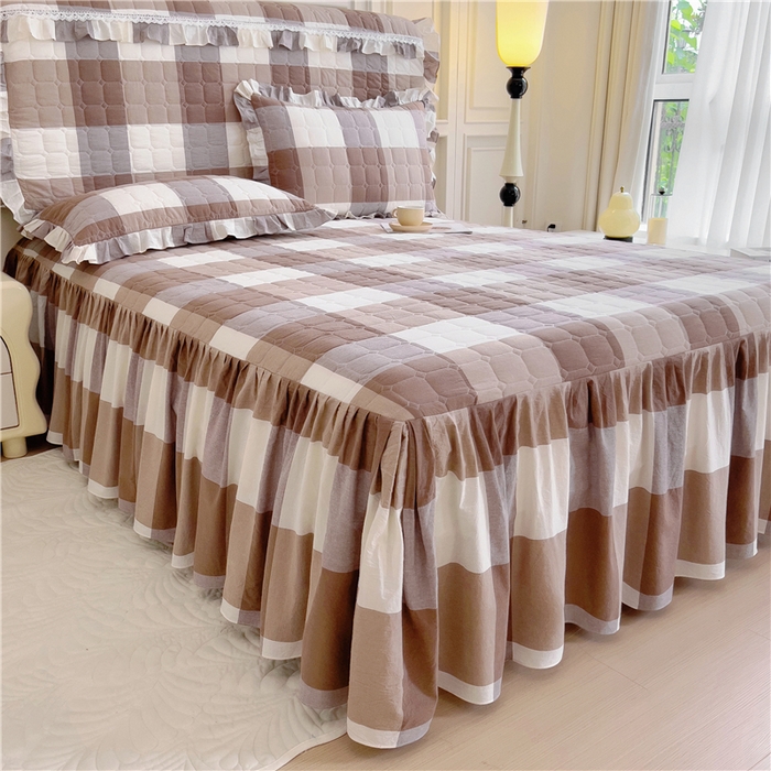 91家纺网 家纺一手货源 找家纺 十个点  2024新款色织水洗棉-韵格系列单品夹棉床裙 咖大格