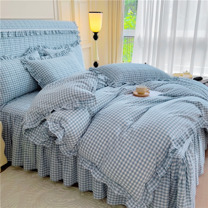 91家纺网 家纺一手货源 找家纺 十个点  2024新款色织水洗棉韵格系列床裙款四件套 浅蓝小格