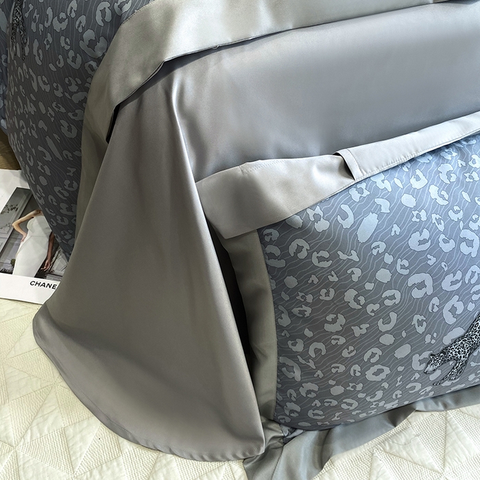 91家纺网 家纺一手货源 找家纺 优悦 2023新款轻奢磨毛印花系列四件套 轻奢豹纹-灰