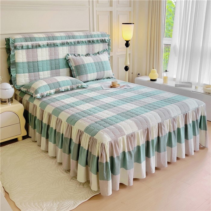 91家纺网 家纺一手货源 找家纺 十个点  2024新款色织水洗棉-韵格系列单品夹棉床裙 浅蓝大格