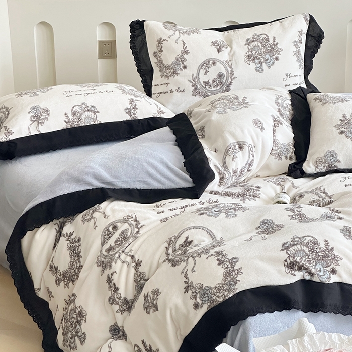 91家纺网 家纺一手货源 找家纺 安莱生活 2023新款法式浪漫轻奢复古风数码印花牛奶绒四件套 爱丁堡