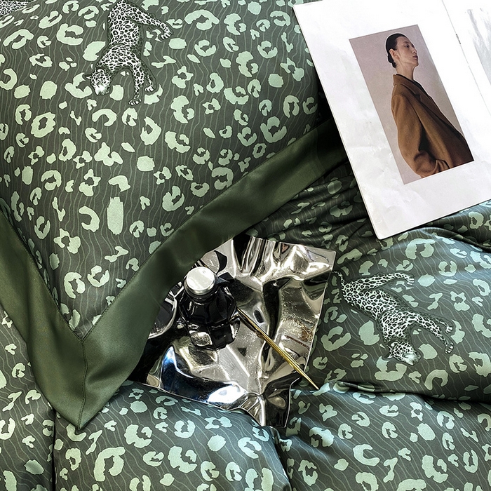 91家纺网 家纺一手货源 找家纺 优悦 2023新款轻奢磨毛印花系列四件套 轻奢豹纹-绿