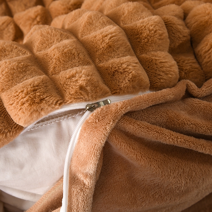 91家纺网 家纺一手货源 找家纺 爵仕家纺 2025新款高端皮草风格兔毛绒保暖四件套 摩卡