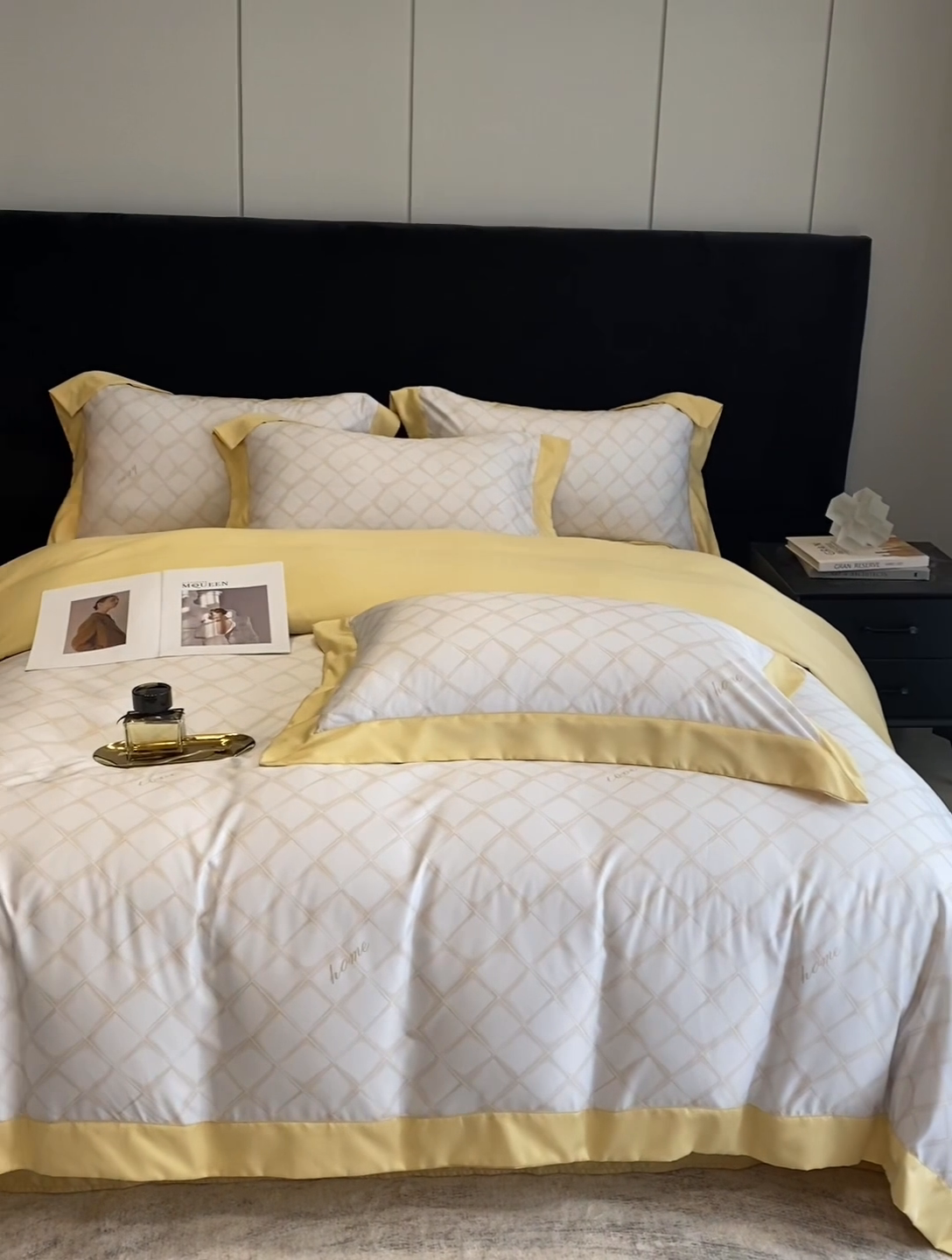 91家纺网 家纺一手货源 找家纺 优悦 2023新款轻奢磨毛印花系列四件套 恋爱日记-黄