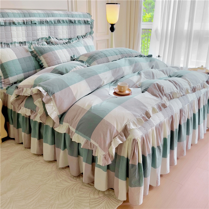 91家纺网 家纺一手货源 找家纺 十个点  2024新款色织水洗棉韵格系列床裙款四件套 浅蓝大格