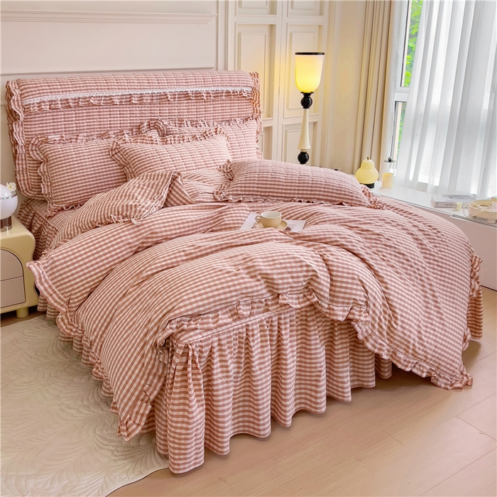 91家纺网 家纺一手货源 找家纺 十个点  2024新款色织水洗棉韵格系列床裙款四件套 粉小格