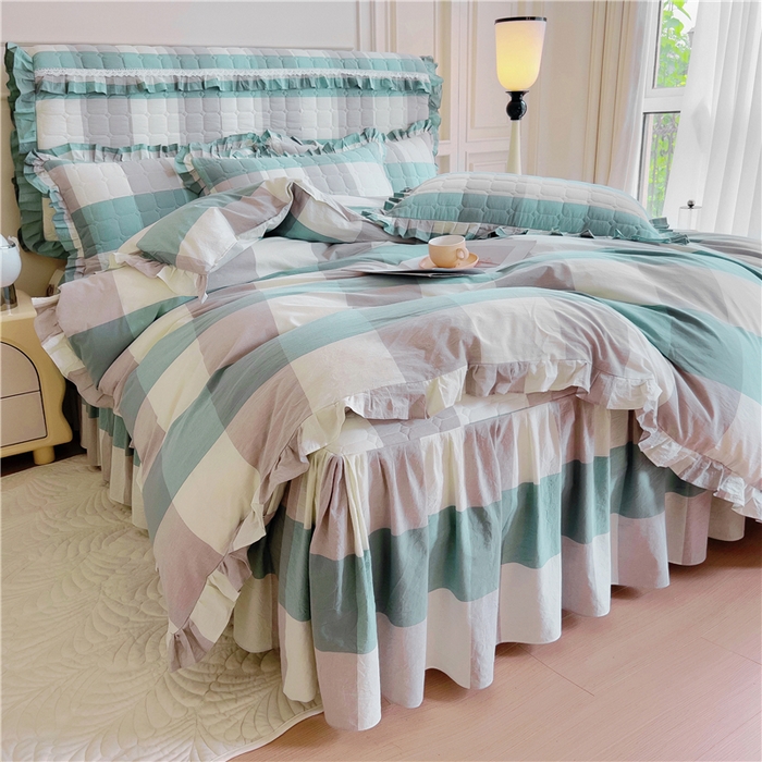 91家纺网 家纺一手货源 找家纺 十个点  2024新款色织水洗棉韵格系列床裙款四件套 浅蓝大格