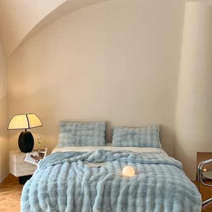 91家纺网 家纺一手货源 找家纺 蓝极人 2024新款高克重大牛奶绒被套毯毛毯 海蓝