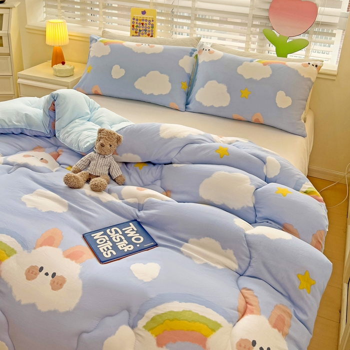 91家纺网 家纺一手货源 找家纺 寐居 2023新款A类水洗棉印花冬被 晴天兔