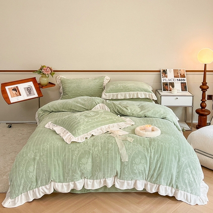桃子家居 2023新款A类高克重230克法式烂花雕花提花加厚韩版花边牛奶绒四件套 绒烂花-菲尔豆绿