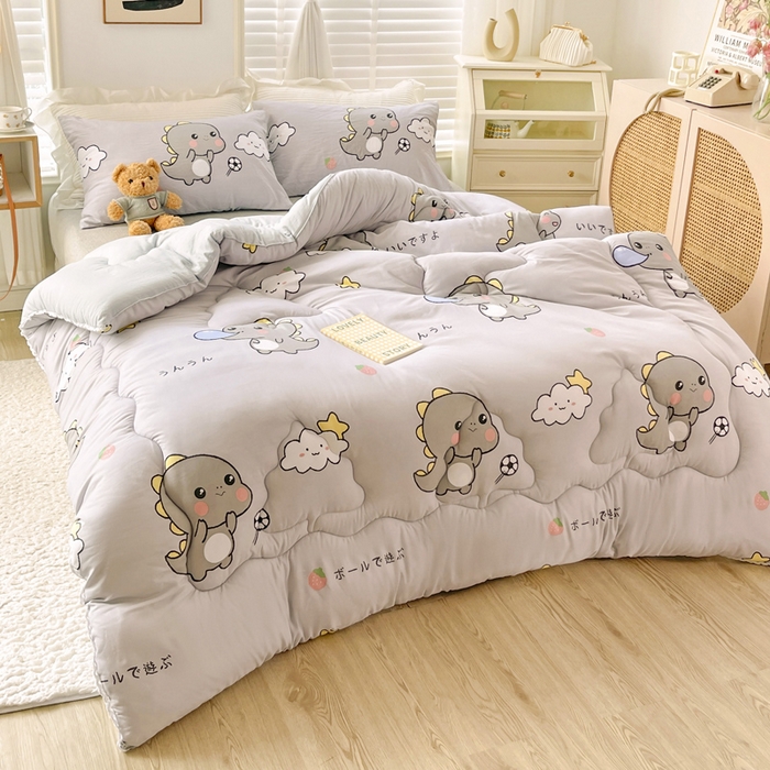 91家纺网 家纺一手货源 找家纺 寐居 2023新款A类水洗棉印花冬被 泡泡恐龙