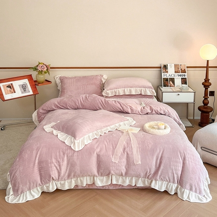 桃子家居 2023新款A类高克重230克法式烂花雕花提花加厚韩版花边牛奶绒四件套 绒烂花-法柔烟粉