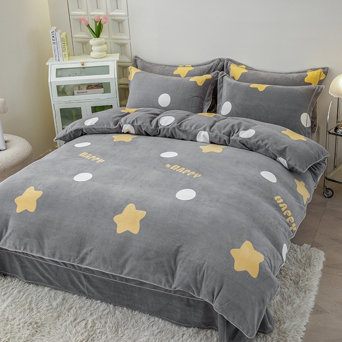 91家纺网 家纺一手货源 找家纺 尚品凤凰2025新款高克重印花牛奶绒四件套-工艺款幸运星-灰