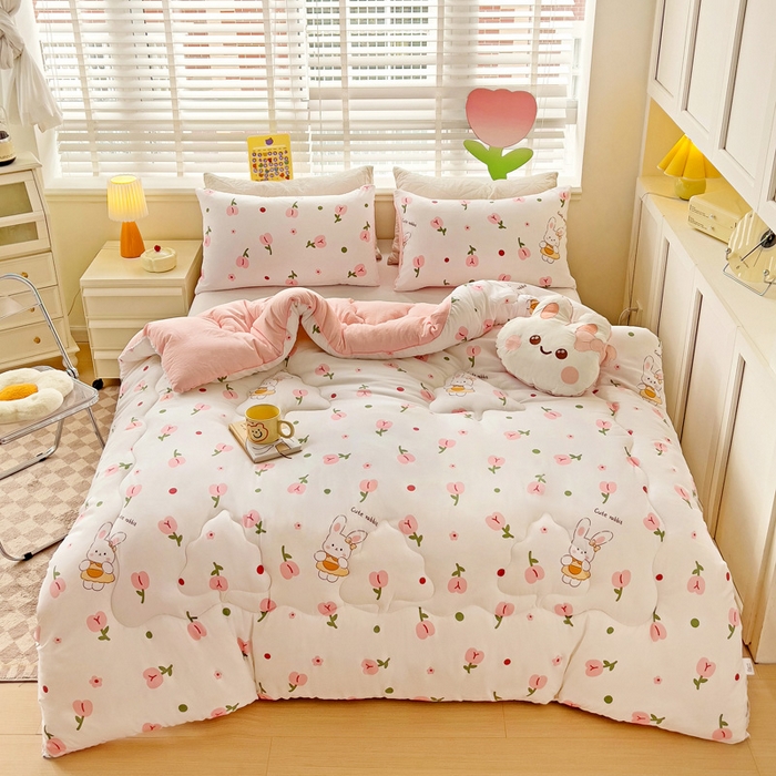 91家纺网 家纺一手货源 找家纺 寐居 2023新款A类水洗棉印花冬被 花蜜兔