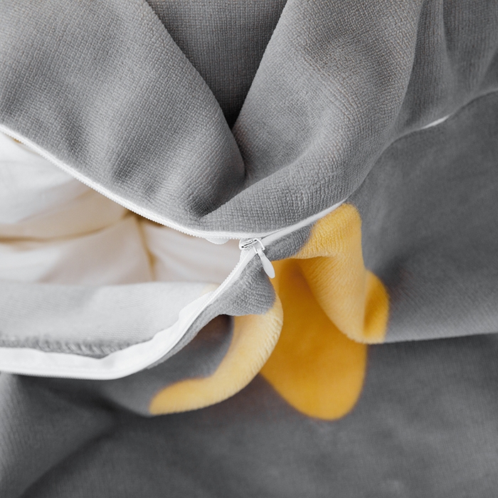 91家纺网 家纺一手货源 找家纺 尚品凤凰2025新款高克重印花牛奶绒四件套-工艺款幸运星-灰