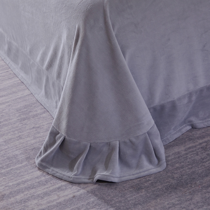 91家纺网 家纺一手货源 找家纺 新款牛奶绒绣花款四件套系列 清仓价！ 灰色