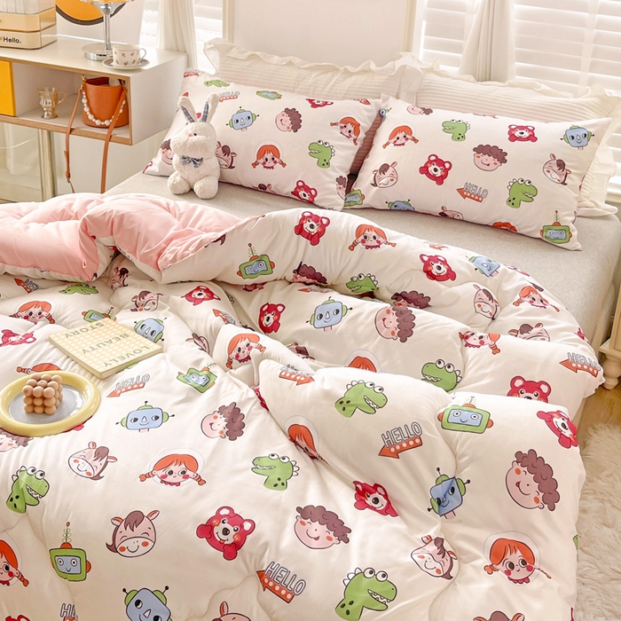 91家纺网 家纺一手货源 找家纺 寐居 2023新款A类水洗棉印花冬被 欢乐总动员