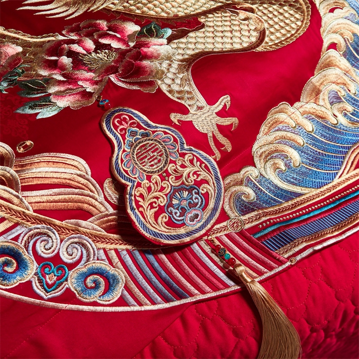 91家纺网 家纺一手货源 找家纺 宏羽纺 2023新款高支高密全棉贡缎提花婚庆套件 富丽堂皇