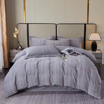 新款牛奶绒绣花款四件套系列 清仓价！ 灰色