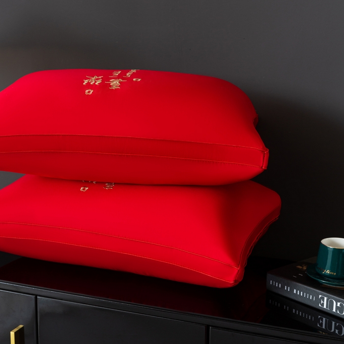 91家纺网 家纺一手货源 找家纺 糖果枕芯 2023新款全棉婚庆枕芯枕头 喜乐