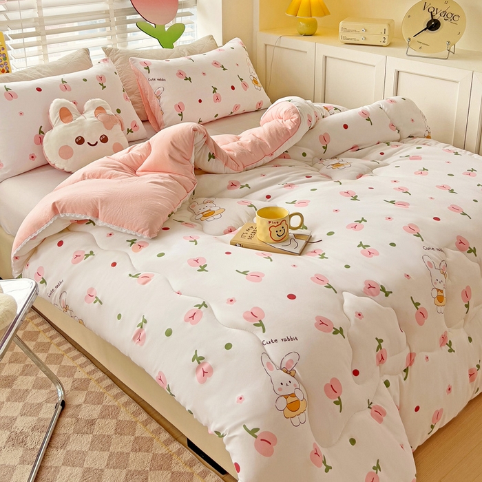 91家纺网 家纺一手货源 找家纺 寐居 2023新款A类水洗棉印花冬被 花蜜兔