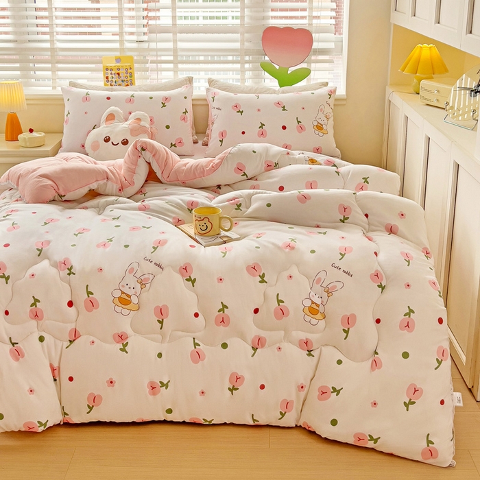 91家纺网 家纺一手货源 找家纺 寐居 2023新款A类水洗棉印花冬被 花蜜兔