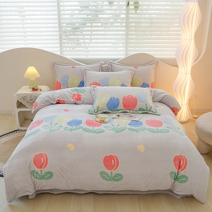 尚品凤凰2025新款高克重印花牛奶绒四件套-工艺款心恋时刻-白