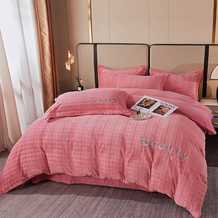 91家纺网 家纺一手货源 找家纺 新款牛奶绒绣花款四件套系列 清仓价！ 豆沙