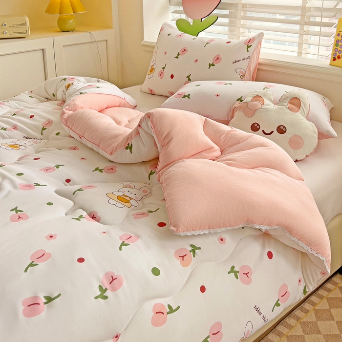 91家纺网 家纺一手货源 找家纺 寐居 2023新款A类水洗棉印花冬被 花蜜兔